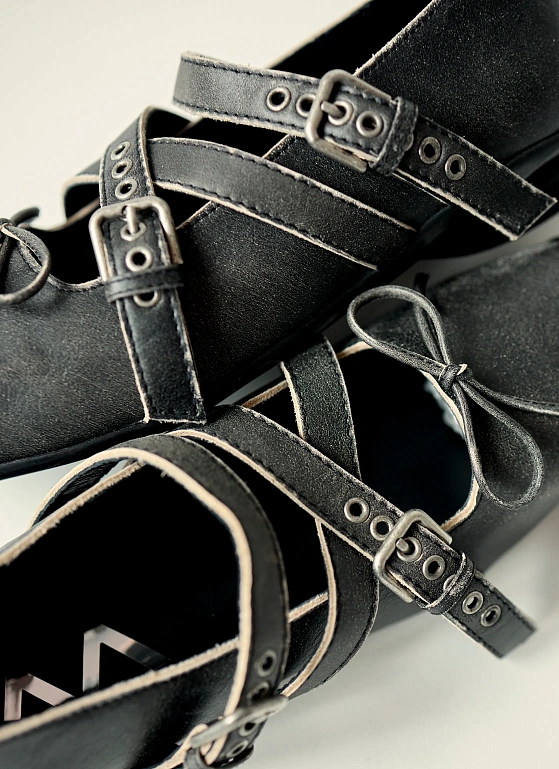 Выбор команды: 9 обувных идей на осень