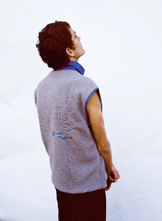 Жилет Jungles Jungles Fuzzy Vest Brown/Blue