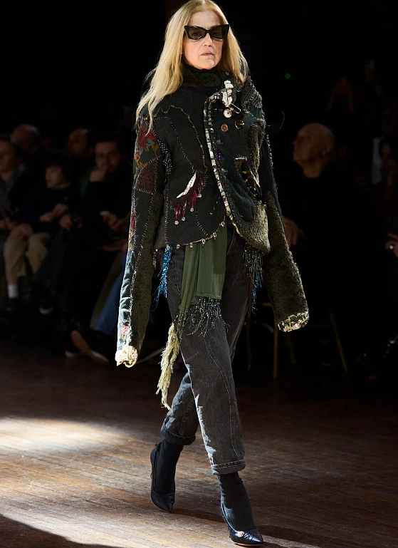 Двадцать лет спустя: всё те же источники вдохновения в юбилейной коллекции Undercover FW’25