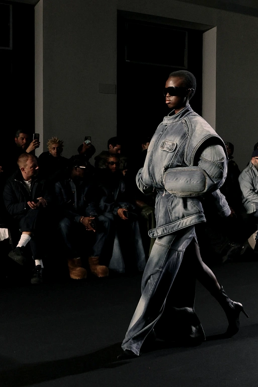 Juun.J FW’25 — новое исследование «уличного пошива» и современной классики