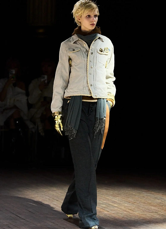 Двадцать лет спустя: всё те же источники вдохновения в юбилейной коллекции Undercover FW’25