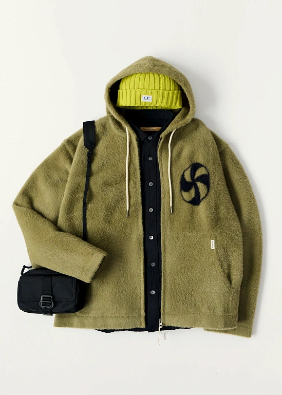 Всем застегнуться: пять образов с зип-худи