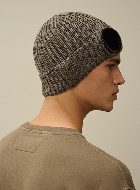 Шапка C.P. Company Extra Fine Merino Goggle Walnut