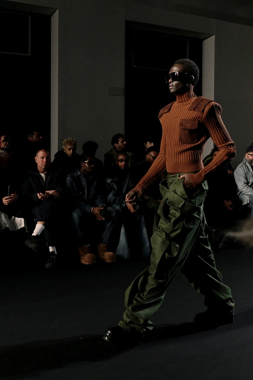 Juun.J FW’25 — новое исследование «уличного пошива» и современной классики