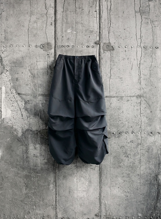 Брюки ANGLAN Below Cargo Parachute Pant Charcoal