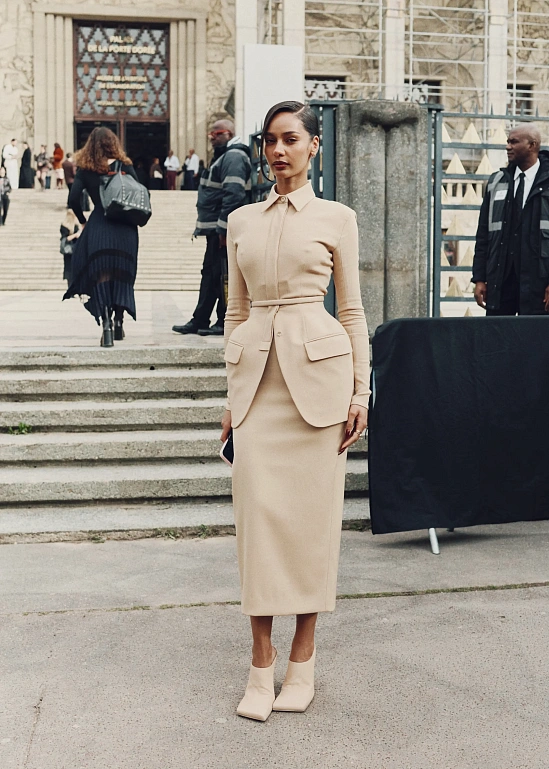 В ожидании Mugler FW’26: гости у Дворца Порт-Доре