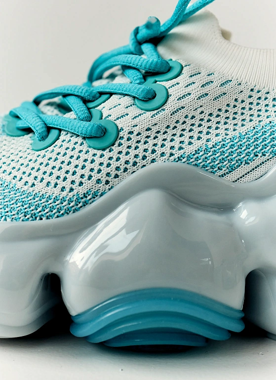 Выбор команды: 9 обувных идей на осень