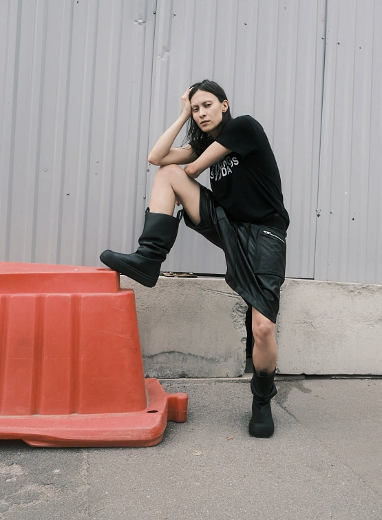 Женские Шорты R13 Crossover Leather Black