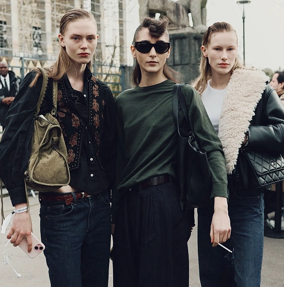 В ожидании Mugler FW’26: гости у Дворца Порт-Доре