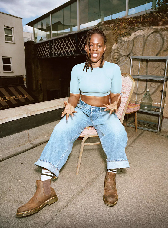 Челси Dr. Martens 2976 Yellow Stitch Crazy Horse Leather Brown