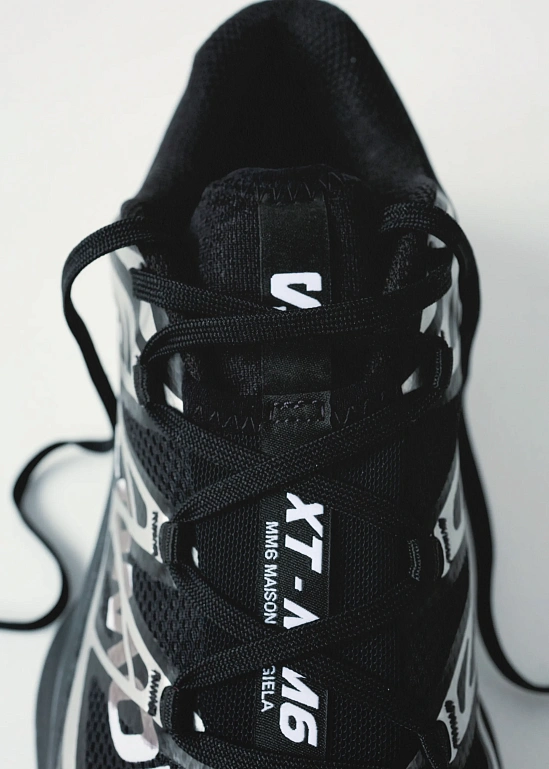 Выбор команды: 11 обувных идей на весну