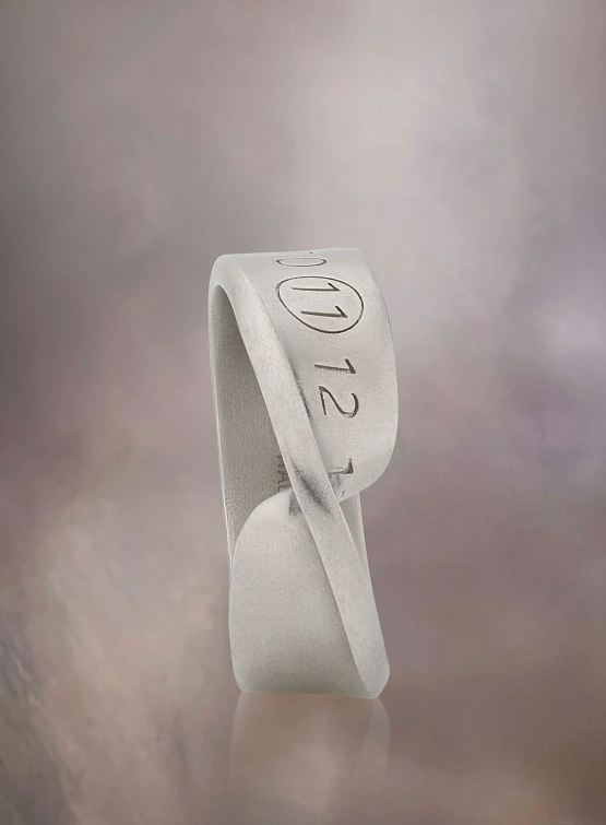 Кольцо Maison Margiela Twist Silver