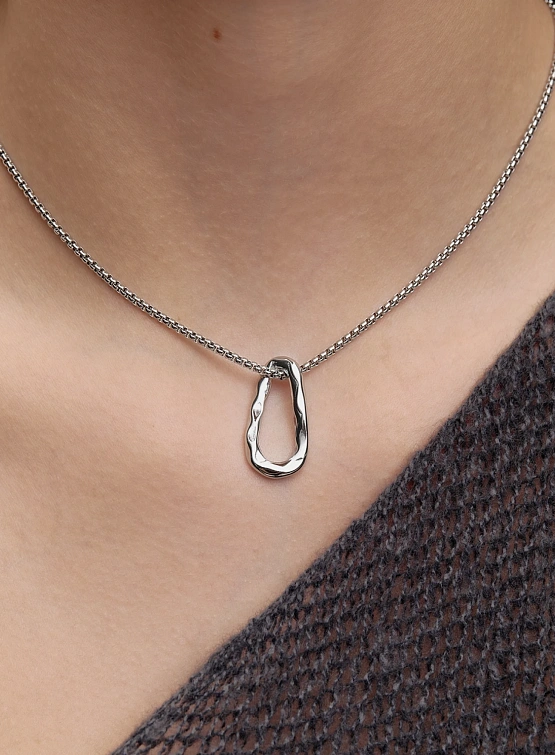 Чокер с подвеской OMUT Crush