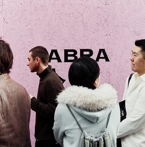 Внутри мира ABRA: бэкстейдж показа FW’26