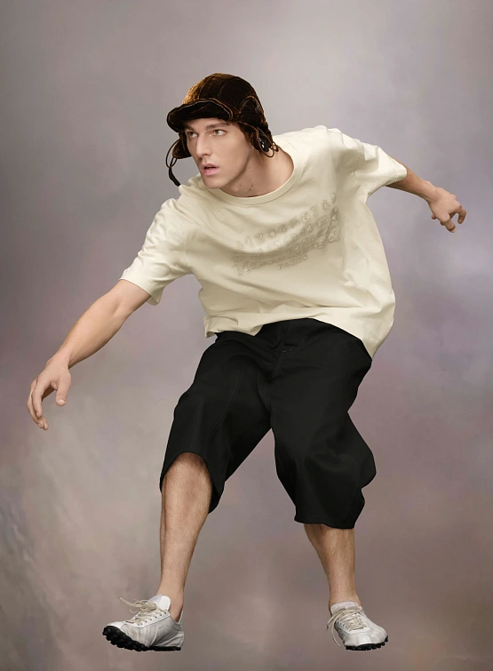 Футболка Maison Margiela Embroidered Logo Ecru