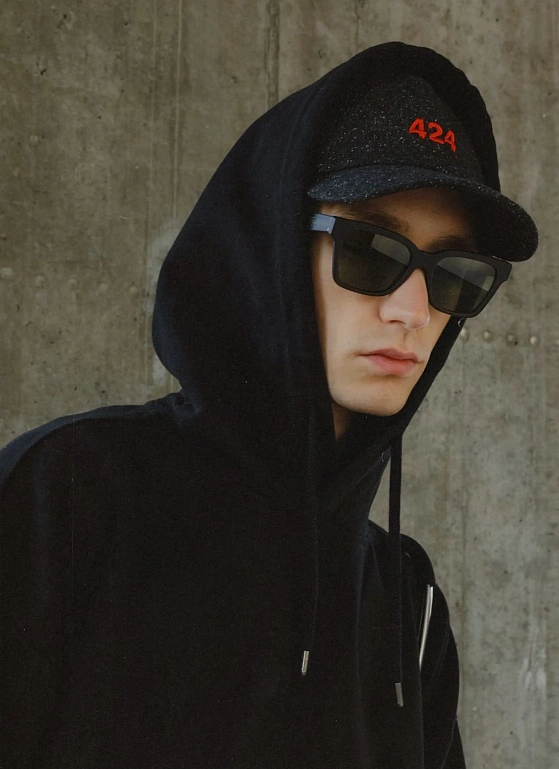 Эволюция 424 