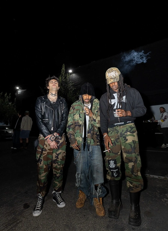 Эволюция 424 