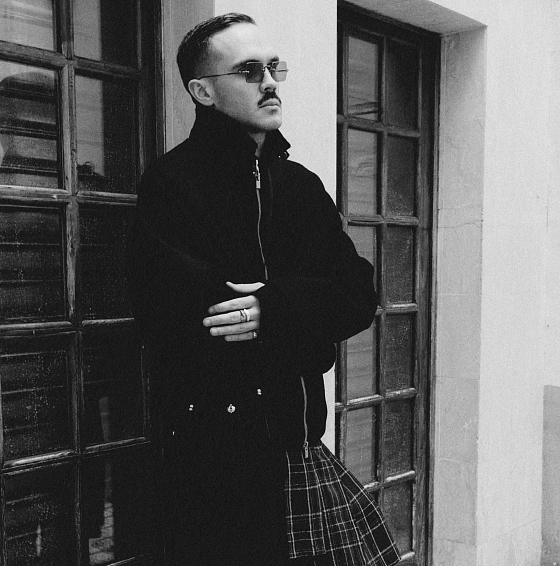 STUDIO SLOW FITS: на улицах Парижа