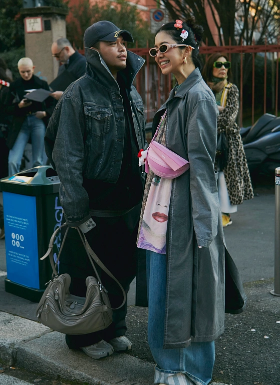 Первые, кто познакомится с обновлённым SUNNEI: гости показа FW’25 в наших кадрах