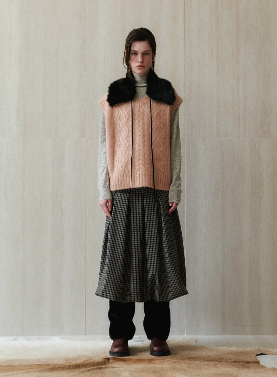 Шарф-воротник EPINGLER Collar Neck Cape Fur Black