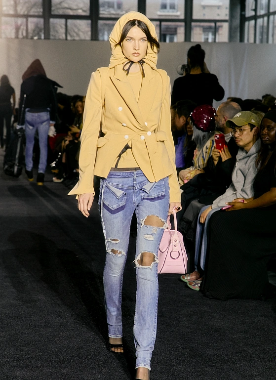 Быть собой или в образе — Ottolinger объединяет идеи на показе FW’25 