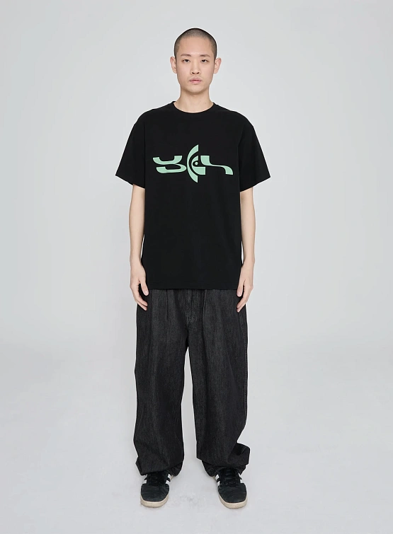 Футболка YESEYESEE Geometric Logo Tee Black