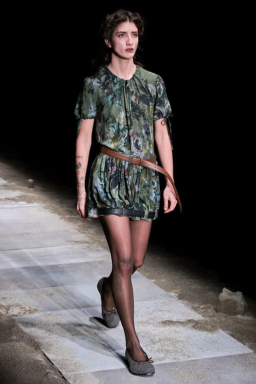 Ночь, зима и морское побережье в Magliano FW’25