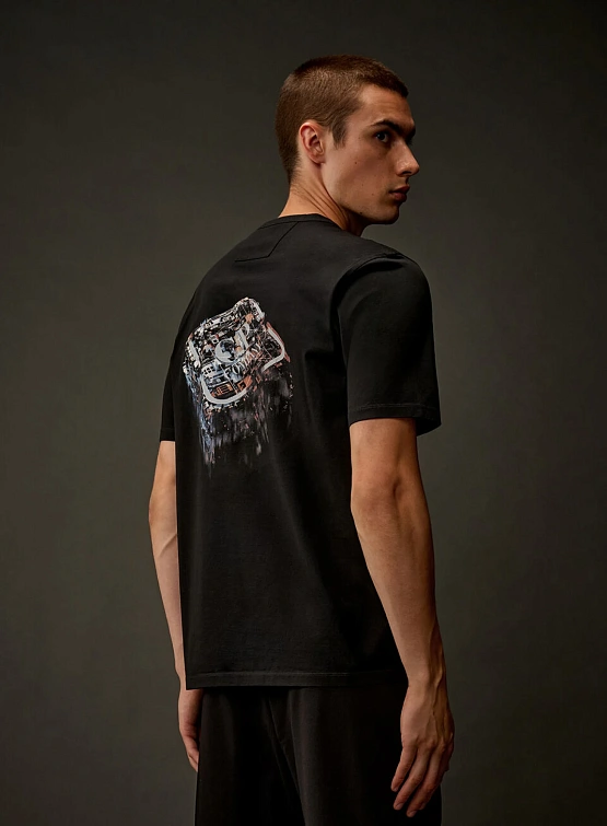 Футболка C.P. Company Metropolis Series Badge Black