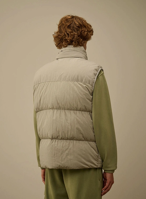 Жилет C.P. Company EcoChrome Padded Shell London Fog