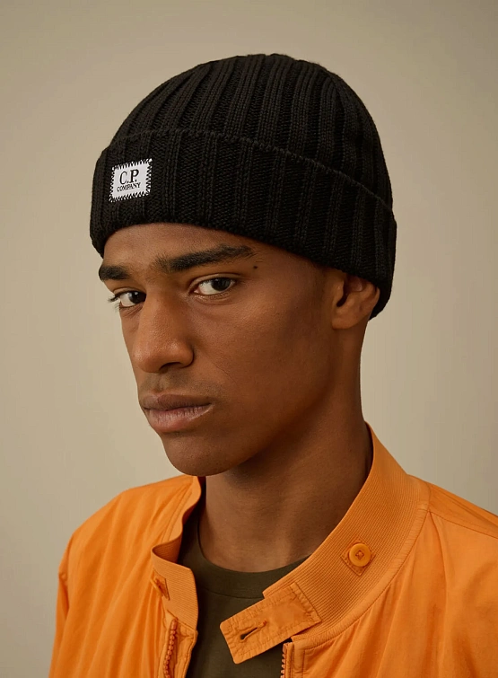 Шапка C.P. Company Extrafine Merino Wool Logo Black