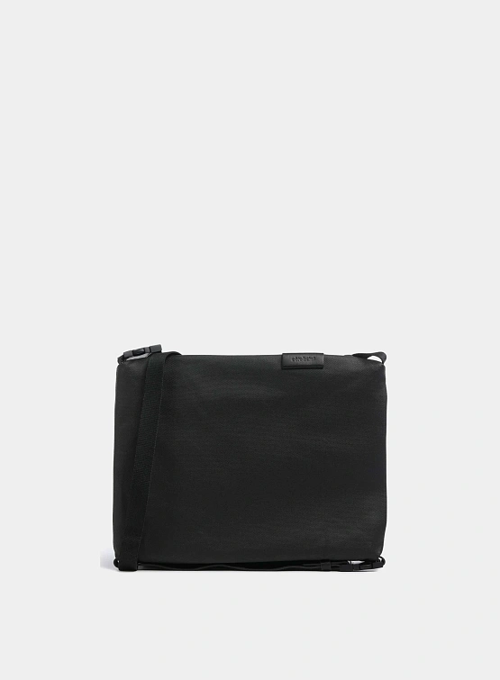 Сумка COTE&CIEL Sling Bag Inn Medium Coated Canvas Black