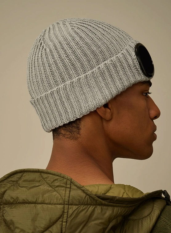 Шапка C.P. Company Extrafine Merino Wool Goggle Moon Melan