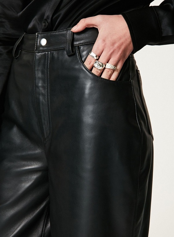Женские брюки Han Kjøbenhavn Relaxed Fitted Trousers Black