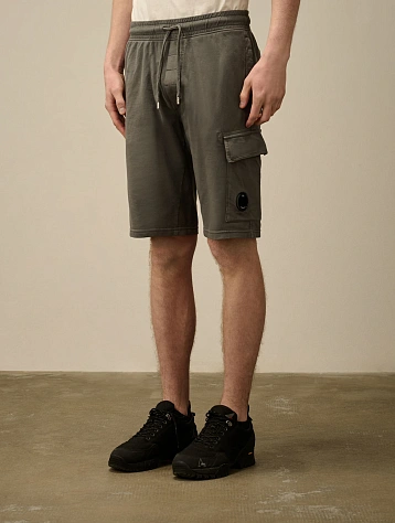 Шорты C.P. Company Light Fleece Cargo Lens Smoked Pearl
