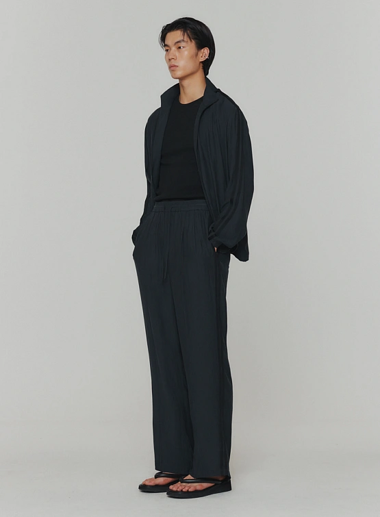 Брюки AMOMENTO Straight Tuck Banding Pants Dark Navy