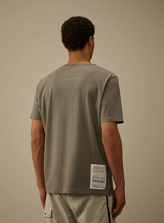 Футболка C.P. Company 24/1 Jersey Horizontal Logo Smoked Pearl