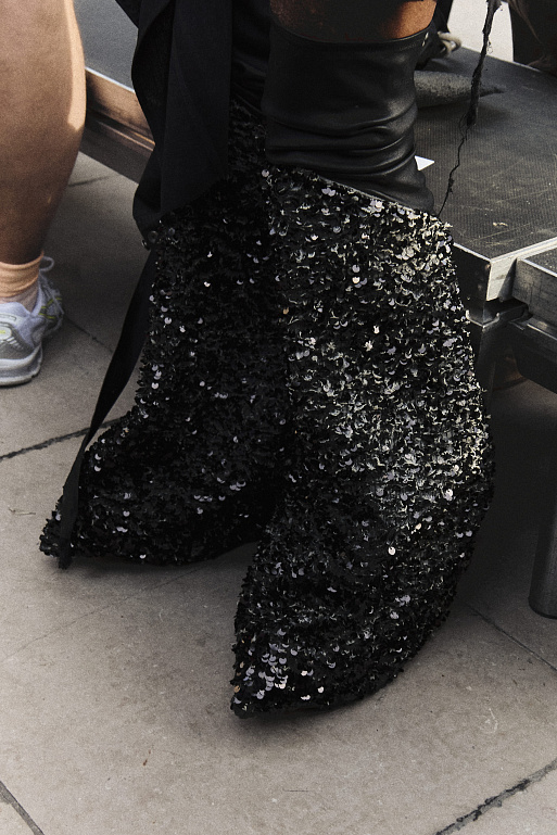 Стритстайл Rick Owens SS’26 у ступеней Токийского Дворца