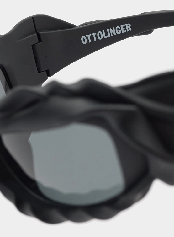 Очки Ottolinger Twisted Sunglasses Black/Mirror