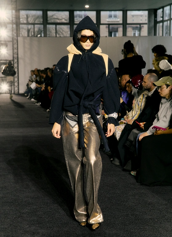 Быть собой или в образе — Ottolinger объединяет идеи на показе FW’25 