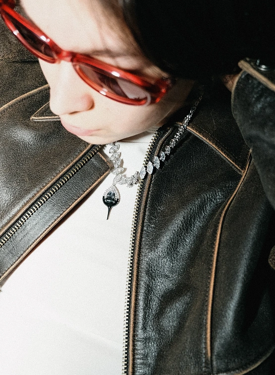 Ожерелье Ottolinger Diamond Dip Necklace Silver/Black