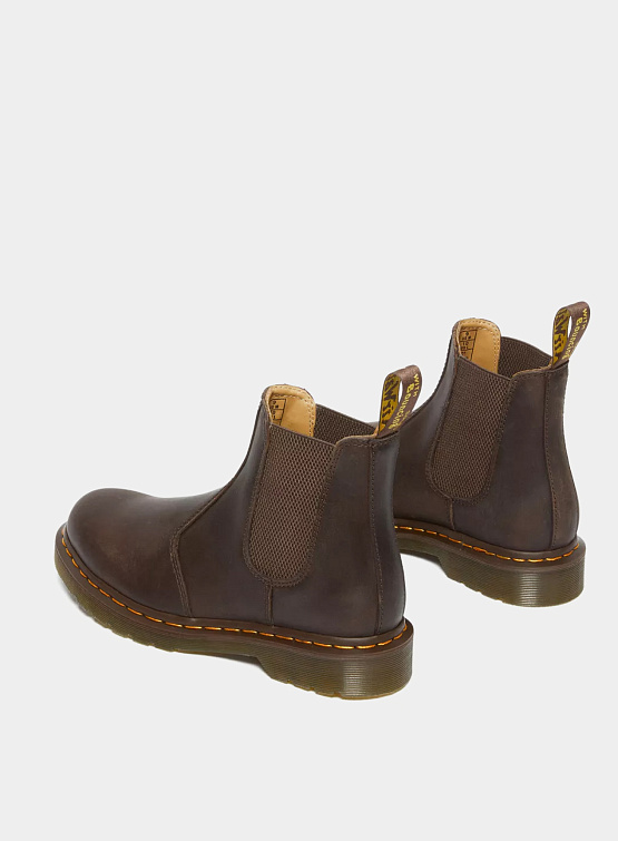 Челси Dr. Martens 2976 Yellow Stitch Crazy Horse Leather Brown