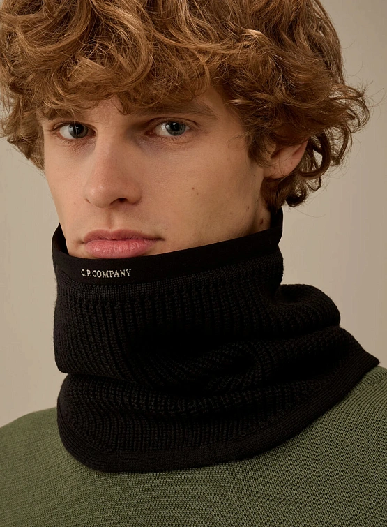 Шарф-снуд C.P. Company Extrafine Merino Wool Black