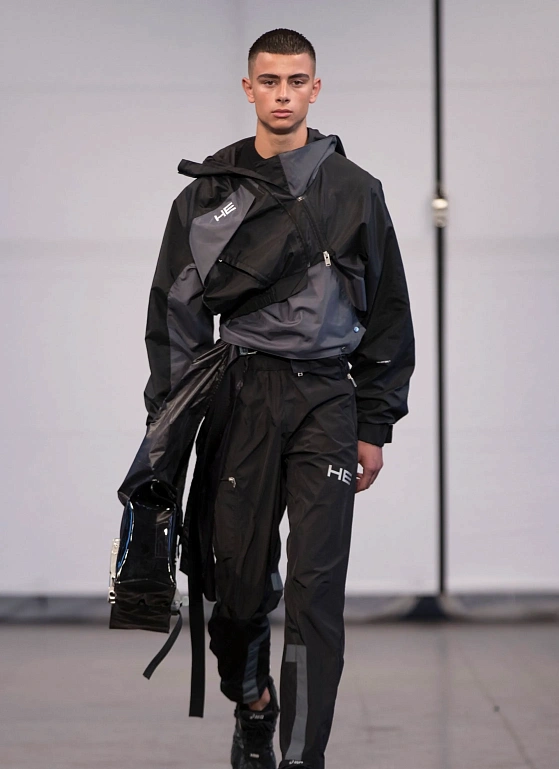 50 оттенков черного: Heliot Emil