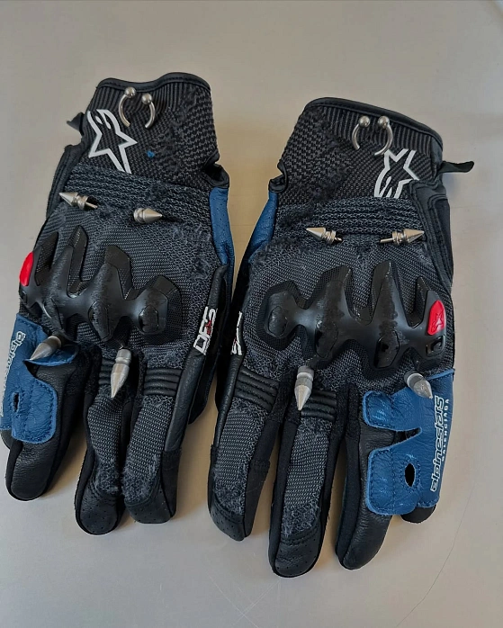 На пределе скорости: Alpinestars RSRV