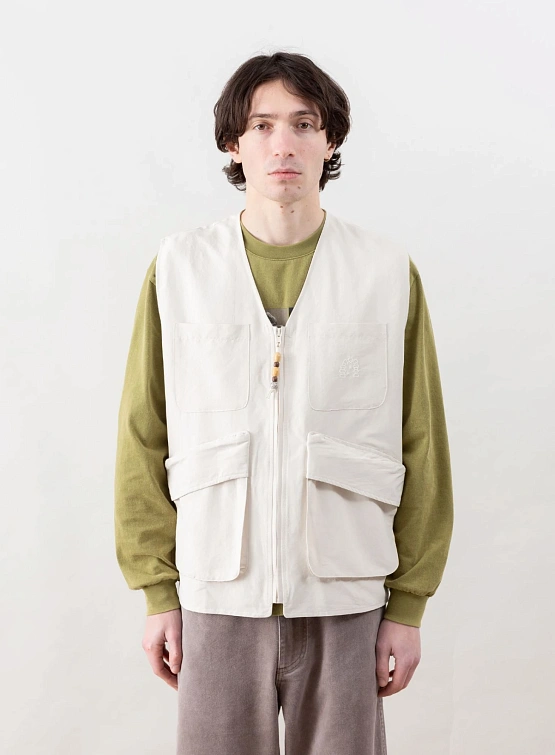 Жилет Heresy Gost Off White