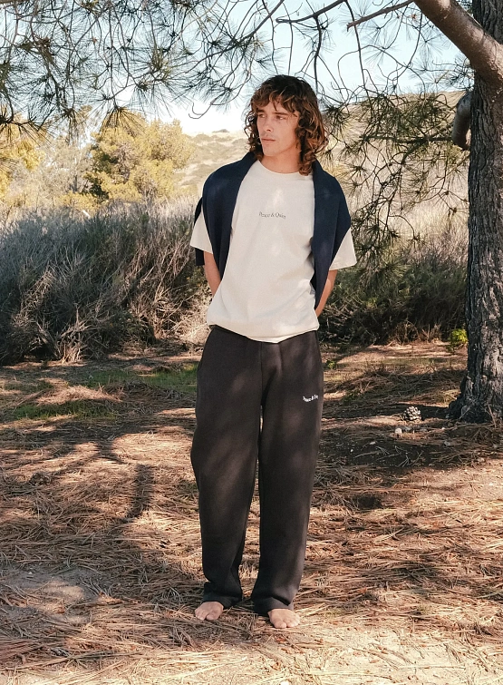 Футболка MUSEUM OF PEACE & QUIET Wordmark Bone