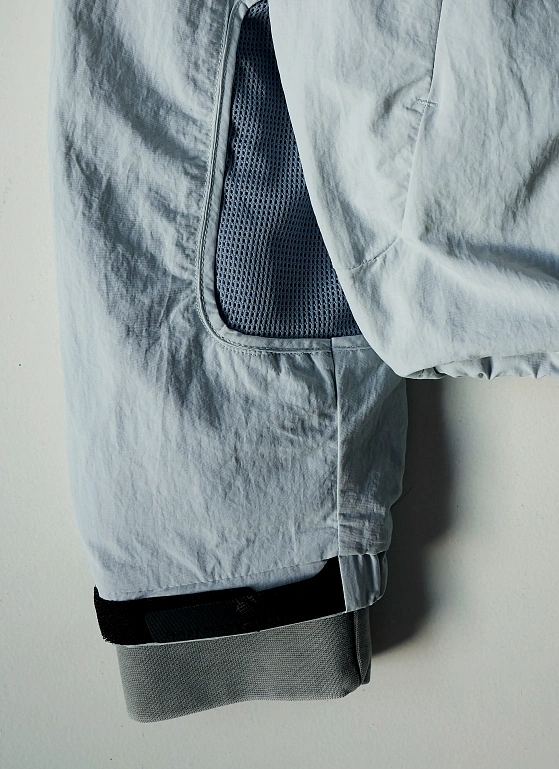  Многослойнее значит теплее: образы от команды Studio Slow 