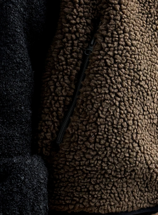 Жилет FrizmWORKS Snug Fleece Dark Brown