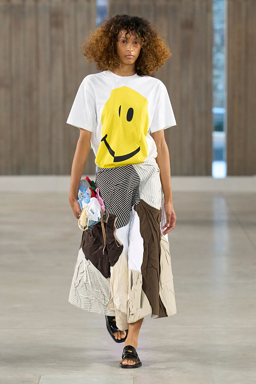 Ничто превращается сразу и во все: MOSCHINO SS’26