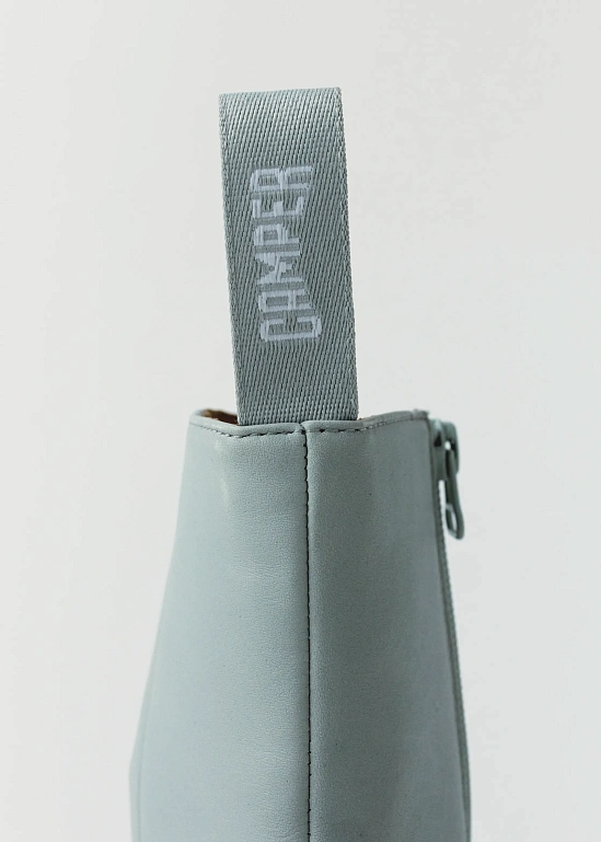 Выбор команды: 11 обувных идей на весну